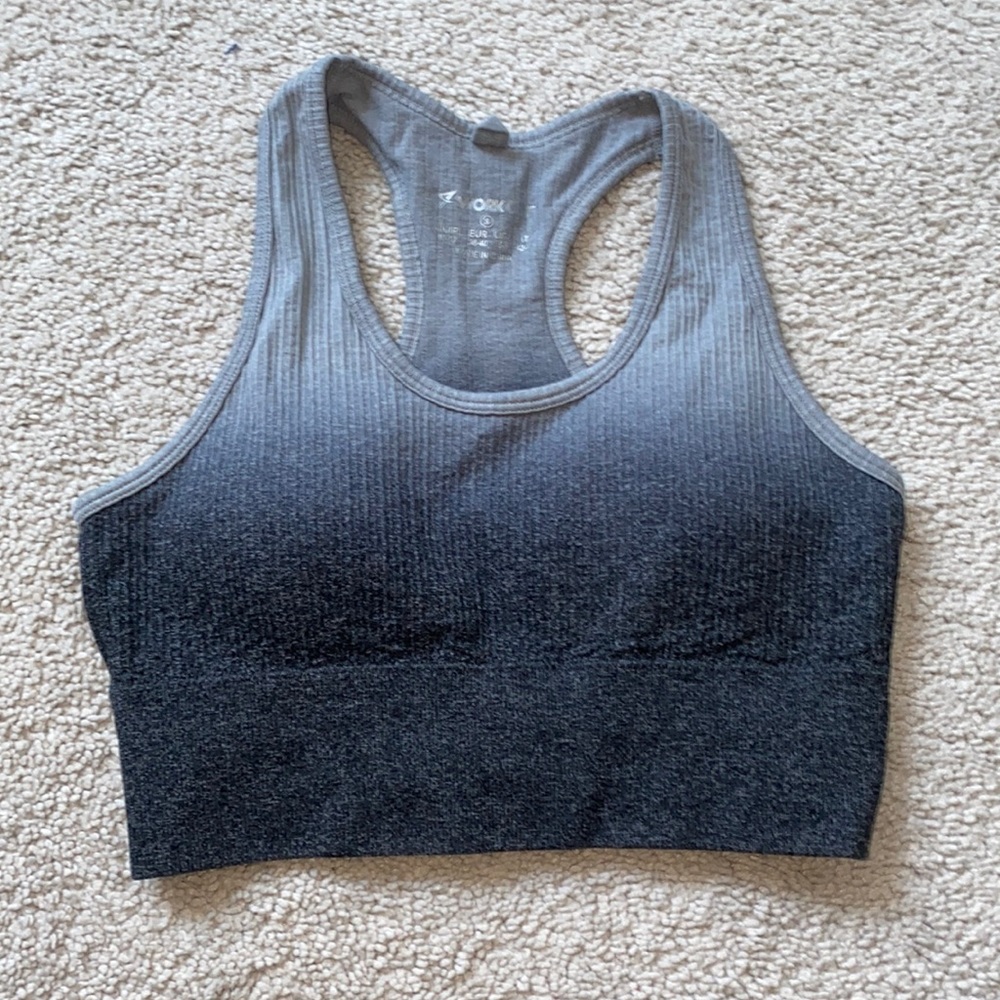 Sports bra